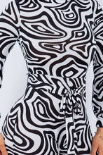 Load image into Gallery viewer, Mesmerized!